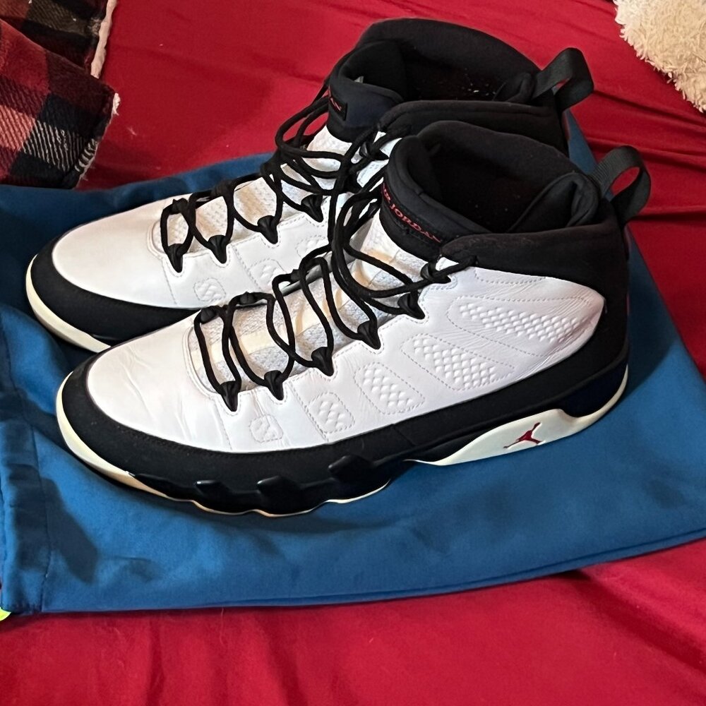 Jordan 9 Retro